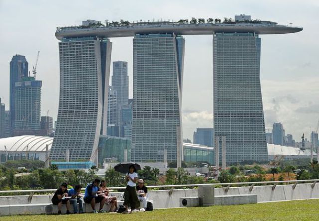 incredible_skypark_in_640_01.jpg