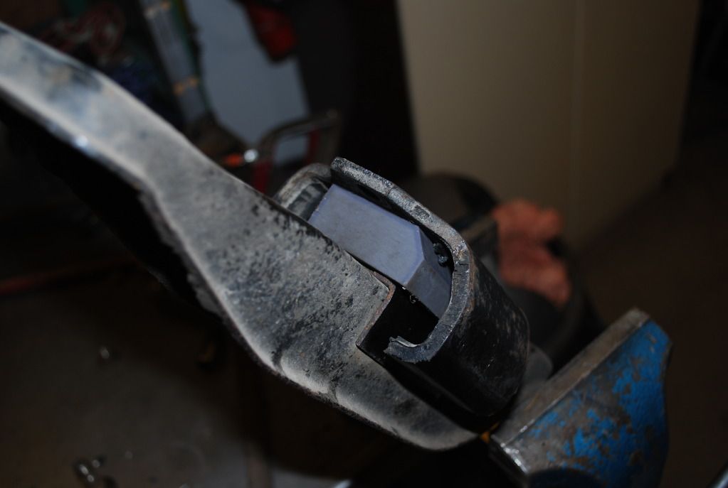 http://i1105.photobucket.com/albums/h351/ProjektNissan/Nissan001-2.jpg