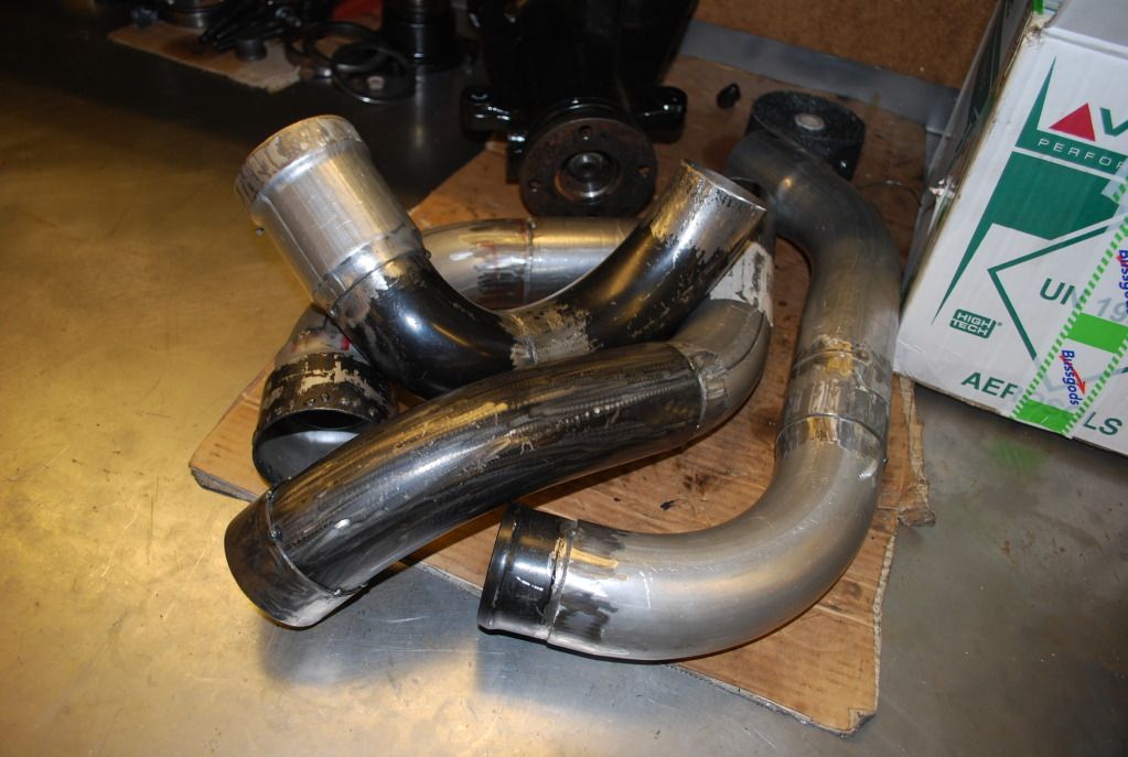 http://i1105.photobucket.com/albums/h351/ProjektNissan/Nissan015.jpg