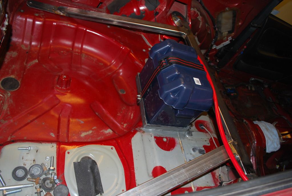 http://i1105.photobucket.com/albums/h351/ProjektNissan/Nissan062.jpg