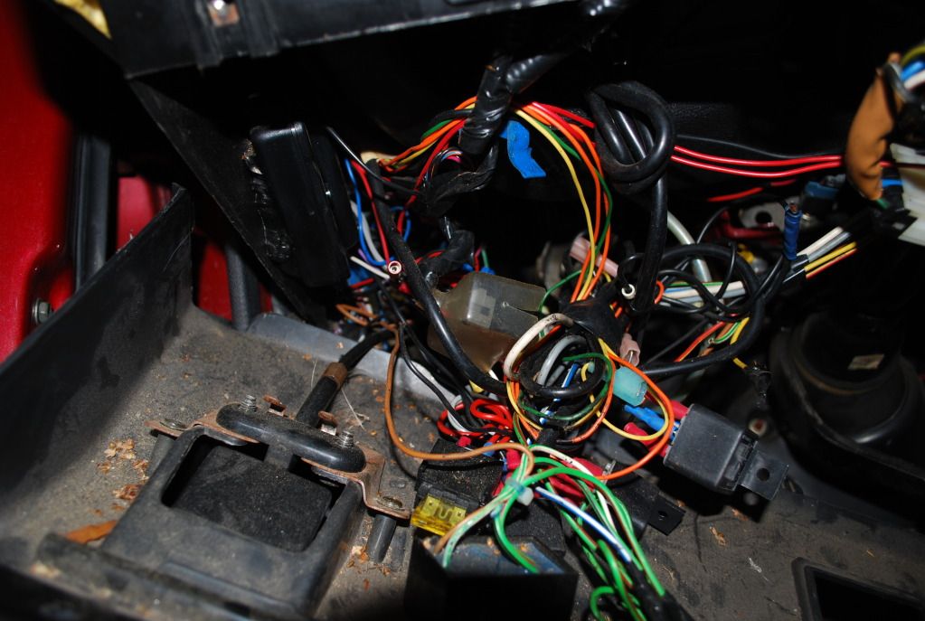 http://i1105.photobucket.com/albums/h351/ProjektNissan/Nissan347.jpg