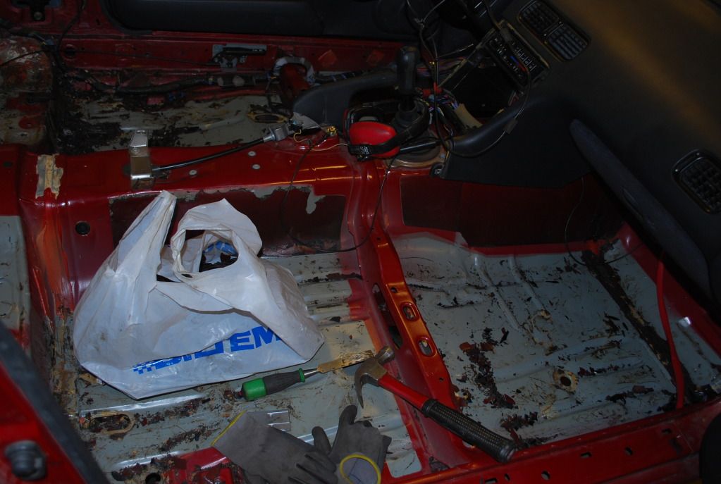 http://i1105.photobucket.com/albums/h351/ProjektNissan/nissan0012.jpg