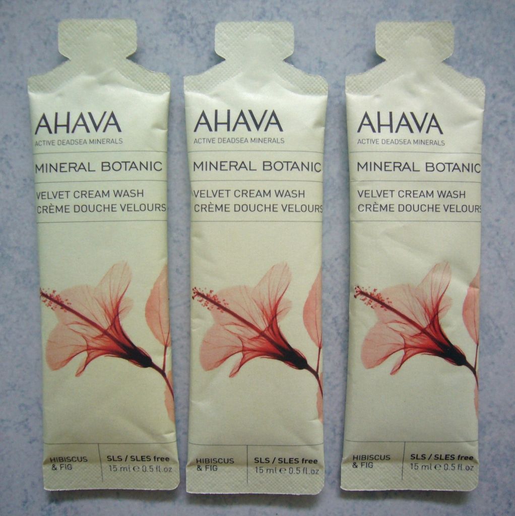 AhavaMineralBotanicVelvetBodyLotion01.jpg