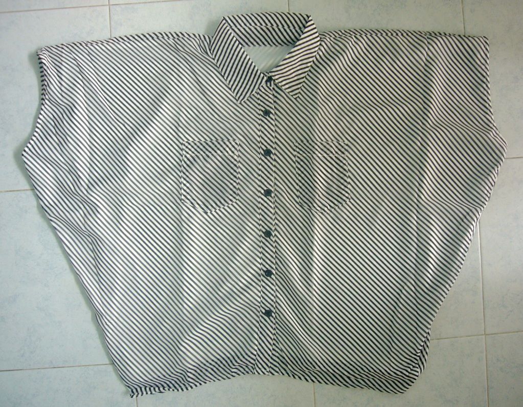 AshleysinnWordpressStripeyOversizedTop01.jpg