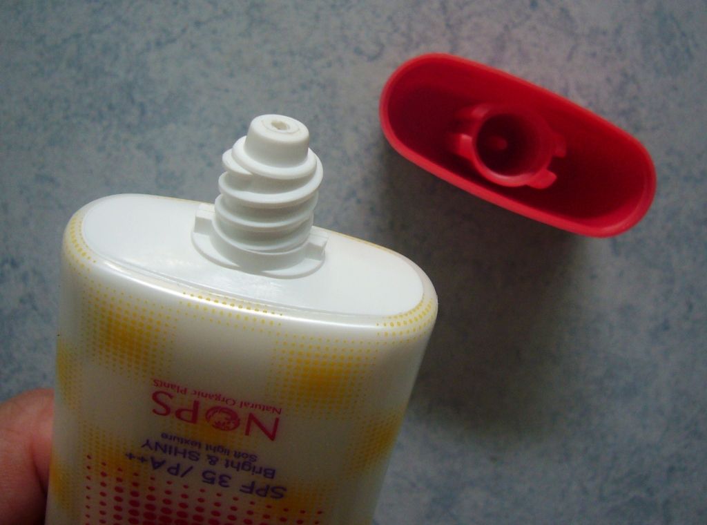 VenusBeautyNOPSPearlShineSunScreen01.jpg