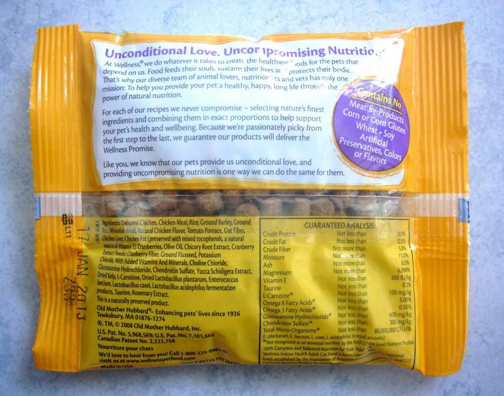 photo WhatsInTheBagWellnessIndoorHealthAdultCat03.jpg