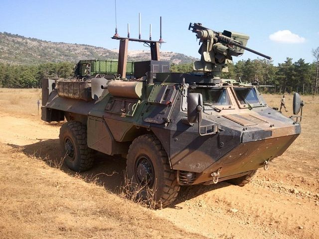 VAB_Ultima_wheeled_armoured_vehicle_pers